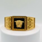 Brazalete grabado medusa y onix