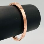 Pulsera rígida